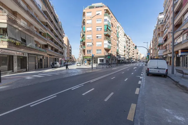 Piso en venta en calle arabial – Granada | — 36