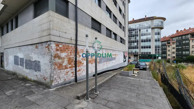 Local comercial en venta en O Milladoiro, Ames (A Coruña) - foto 2