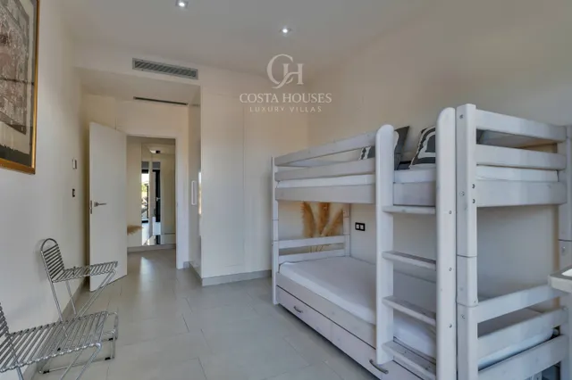 Villa vitalis · arquitectura, luz y bienestar privado frente al montgo javea — 39