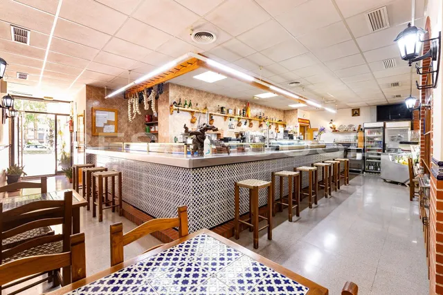 Local Comercial en Venta en Av Juan de Borbón - La Flota - foto 5