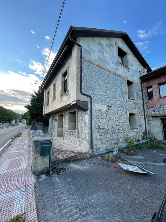 CHALET UNIFAMILIAR EN ESCOBEDO DE CAMARGO EN PARCELA DE 1400 METROS. — 15