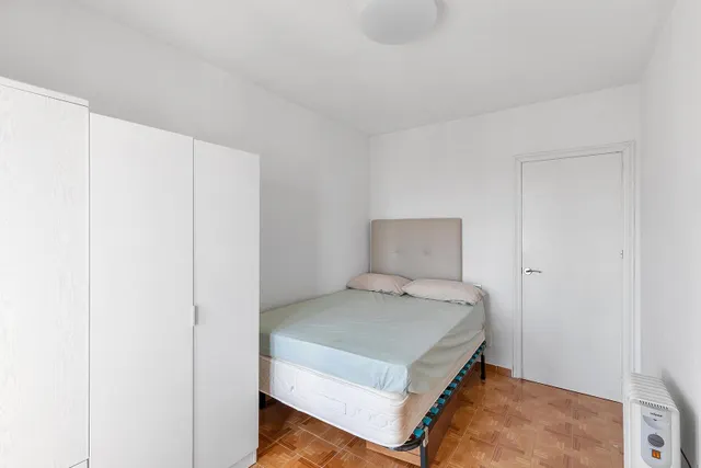 PISO DE ESQUINA CON VISTAS DESPEJADAS A LA LAGUNA ROSA DE TORREVIEJA - UNA OPORTUNIDAD ÚNICA — 24