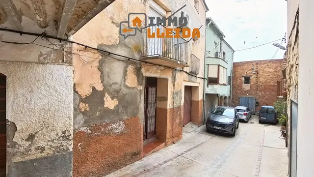 OPORTUNIDAD Casa adosada en Ivars de Noguera — 29