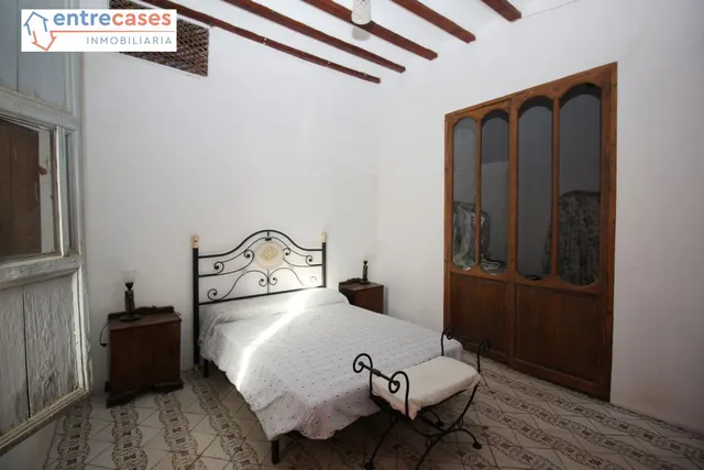 CASA DE PUEBLO EN FAURA ESPACIOSA MUCHAS POSIBILIDADES PRECIO REBAJADO — 9
