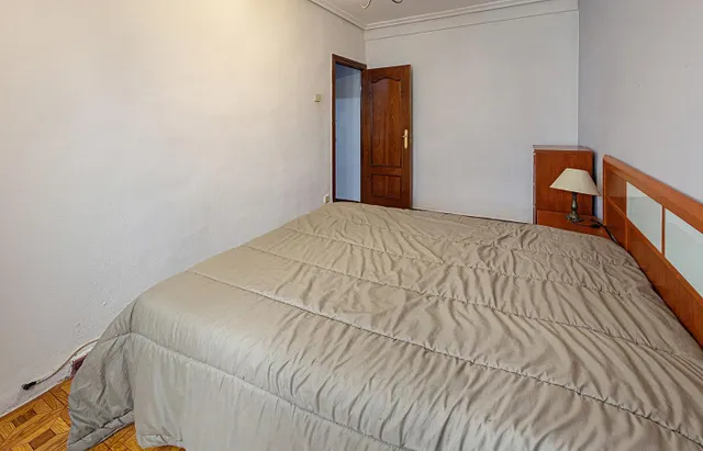 Piso bajo exterior de 57 en rondilla — 12