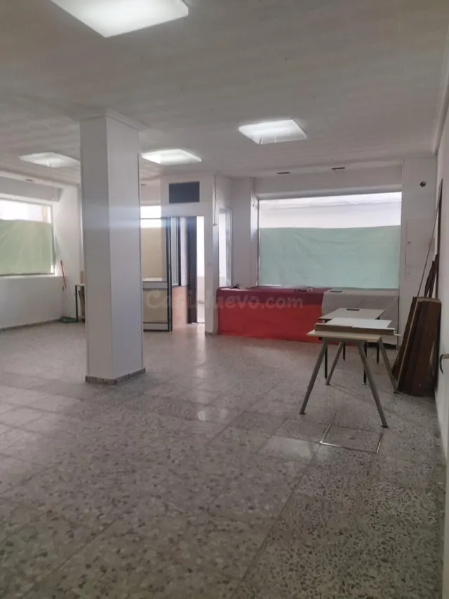 Local comercial 185m² en venta - Carpio (El) - foto 5