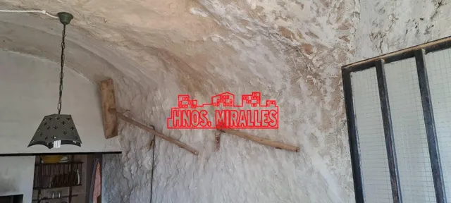 SE VENDE CASA CUEVA EN HONDON DE LAS NIEVES — 2