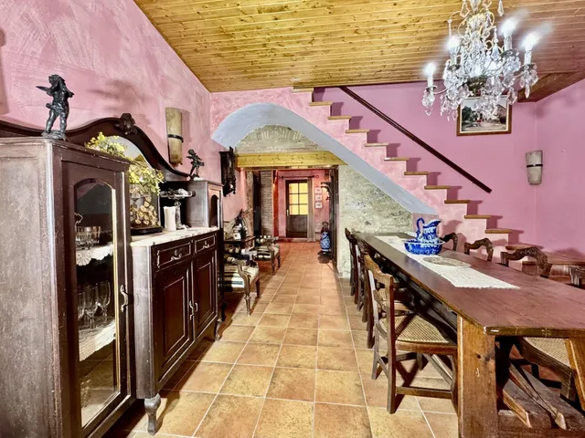 EXCLUSIVA CASA DE PUEBLO CON ENCANTO EN EL CORAZÓN DE TORROE
