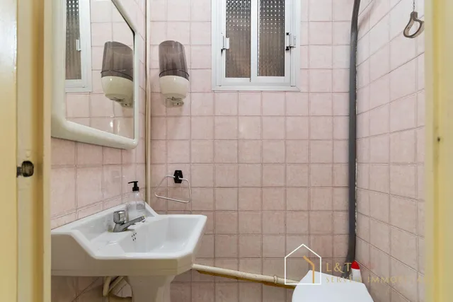 Piso en venta en plaza virrei amat – 4 habitaciones y 77 m2 útiles — 22