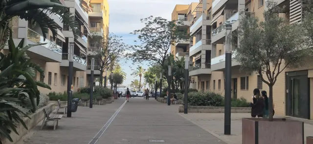 Piso en 1ª línea a 1 min de la playa y 3 min de la estación — 39