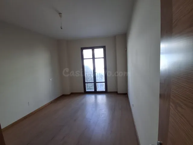 Piso a estrenar de 1 dormitorio con ascensor en el centro de Ribadeo – Cerca de las playas — 5