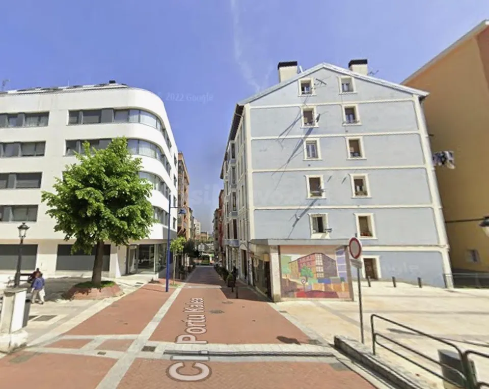 VIVIENDA EN BARAKALDO