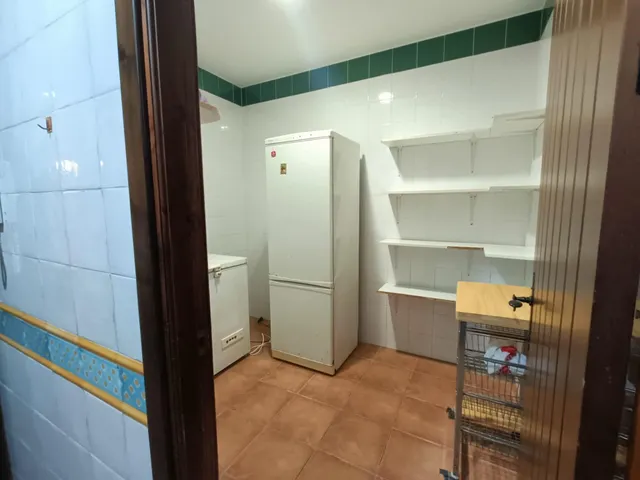 CHALET EN RANA VERDE — 31