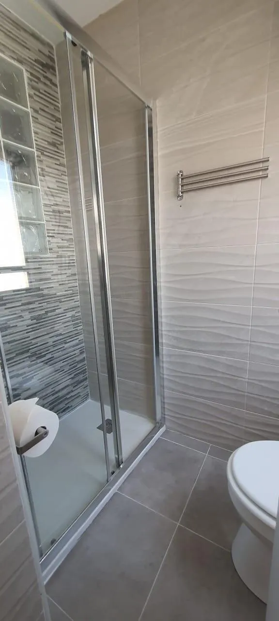 Fantástica vivienda reformada. junto a la playa. ideal para vivir o como inversión — 14