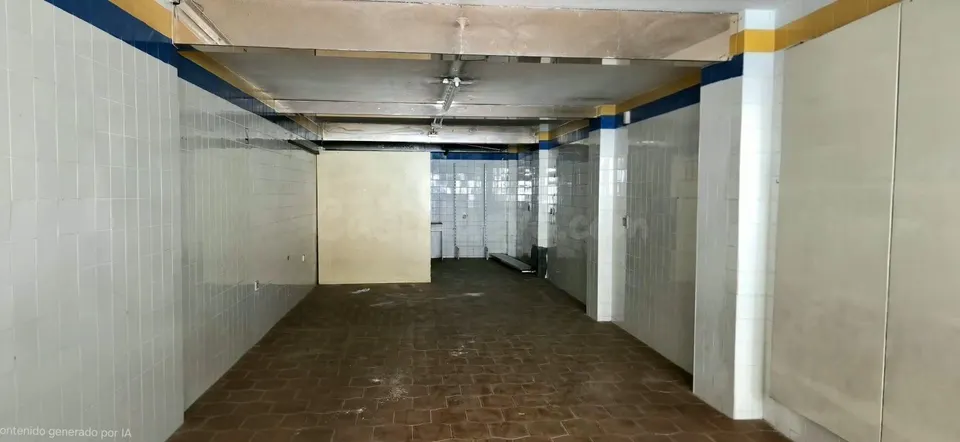 SE VENDE LOCAL CON SOTANO EN PLENO CENTRO DE ELCHE