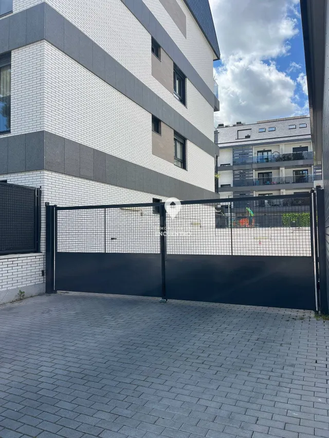 Plaza de garaje en zona Estación — 5