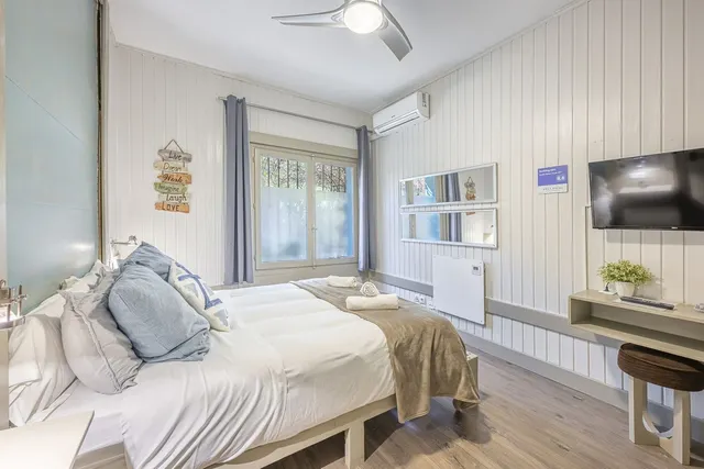 Chalet 12 habitaciones 500m² en venta - Marbella — 12