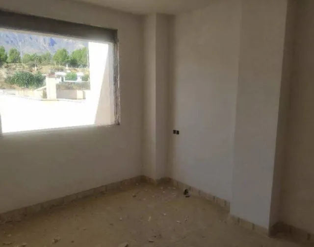Edificio de Obra parada (WIP) 71 Apartamentos + Local + 56 Trasteros + 28 Garajes en Terque (Almería) — 23