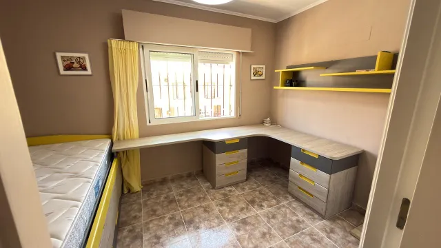 Casa 3 habitaciones 80m² en venta - La Zenia — 25