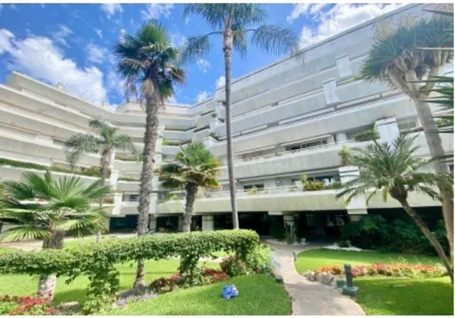 Exclusivo apartamento en alquiler con inmejorables vistas al - foto 3