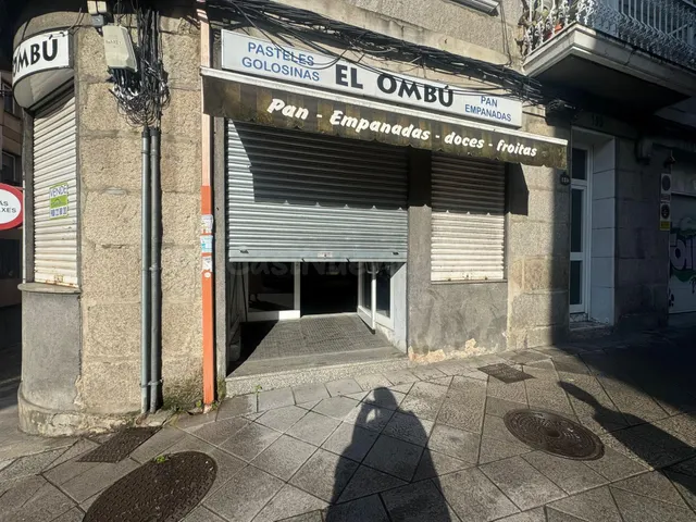 Local comercial Avenida de Buenos Aires
