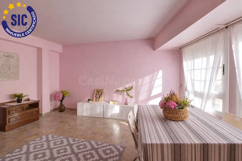 Espacio y comodidad en el centro de Almenara