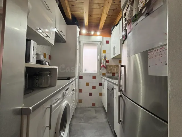 Acogedor DÚPLEX de 2 DORMITORIOS y 2 BAÑOS — 4