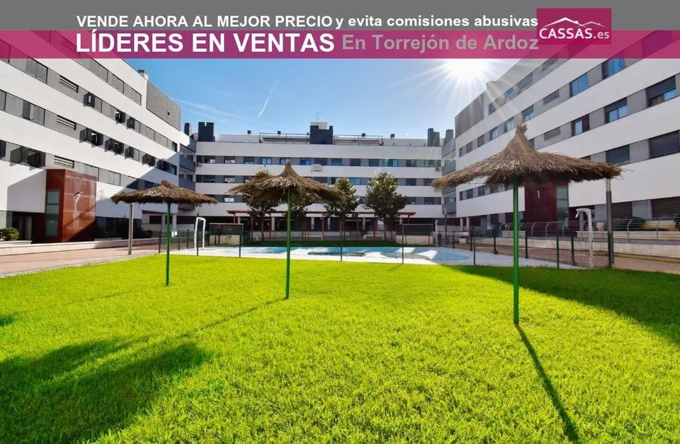 Soto del HENARES - 3 habitaciones, 2 baños, 2 plazas de garaje, piscina y trastero.
