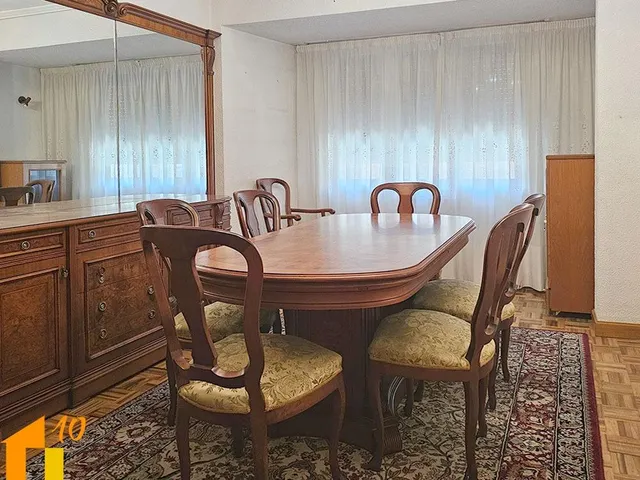 Piso 4 habitaciones 104m² en venta - Avda. del Cid — 8