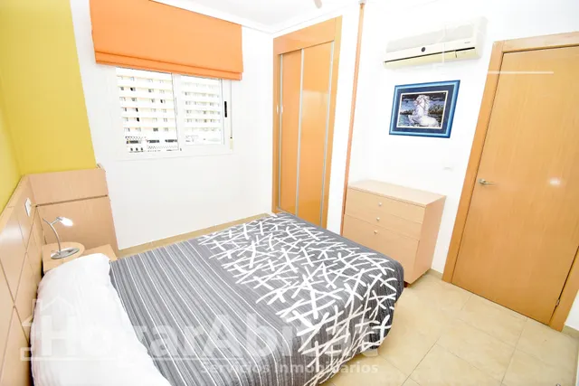 Acogedor en residencial con piscina, garaje y terraza, todo amueblado — 16