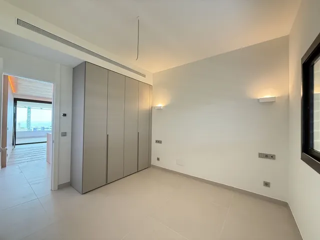 Apartamento 3 habitaciones 111m² en venta - Centro — 24