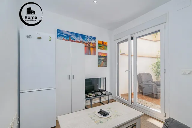 Precioso duplex moderno con patio — 29