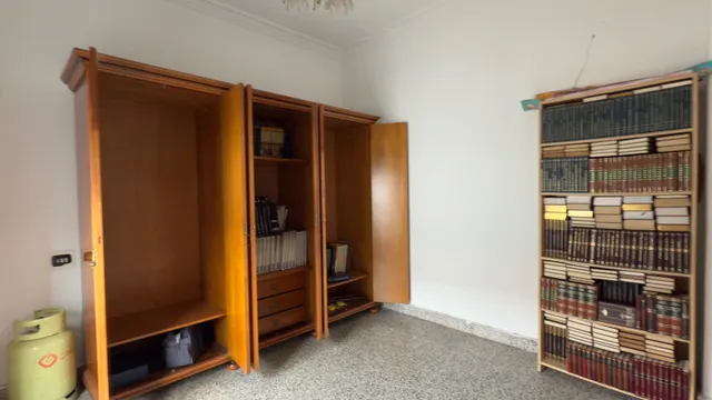SE VENDE CASA PARA REFORMAR EN A VALENZÁ REF: 4502 — 35
