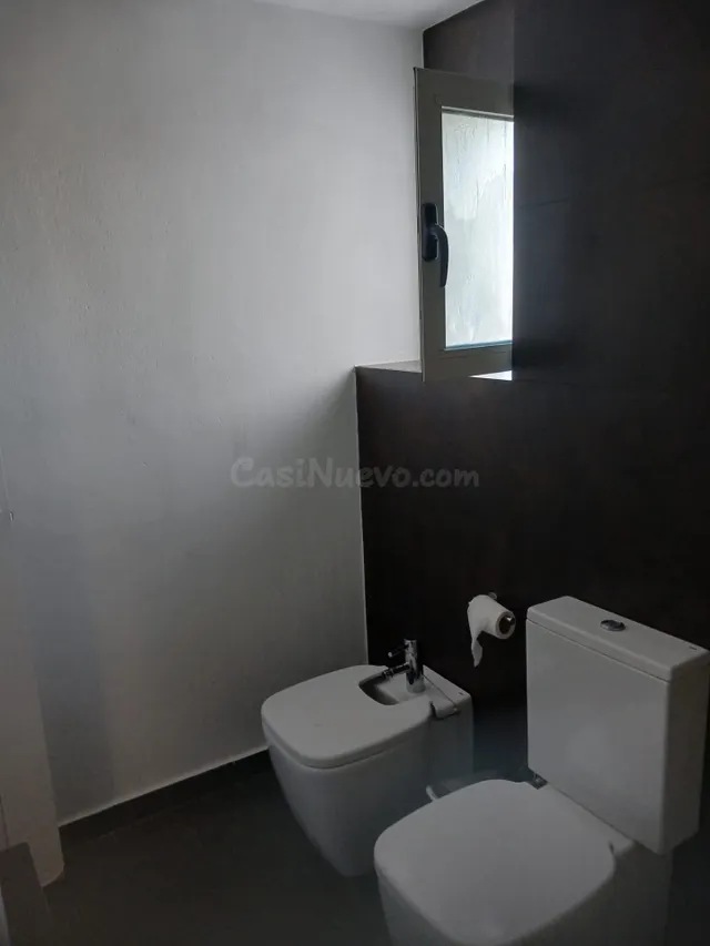 Piso de 3 dormitorios con terraza y vistas a la marisma en el centro de Ayamonte — 13