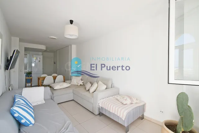 FANTÁSTICO APARTAMENTO CON VISTAS AL MAR EN LA ISLA – REF. 1 - foto 3