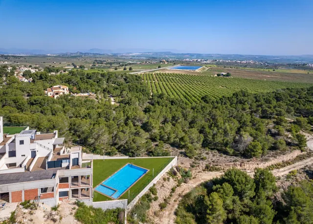 OBRA NUEVA! BUGALOW EN SAN MIGUEL DE SALINAS. 2 DORM. 2 BAÑOS. PISCINA+GARAJE. — 36