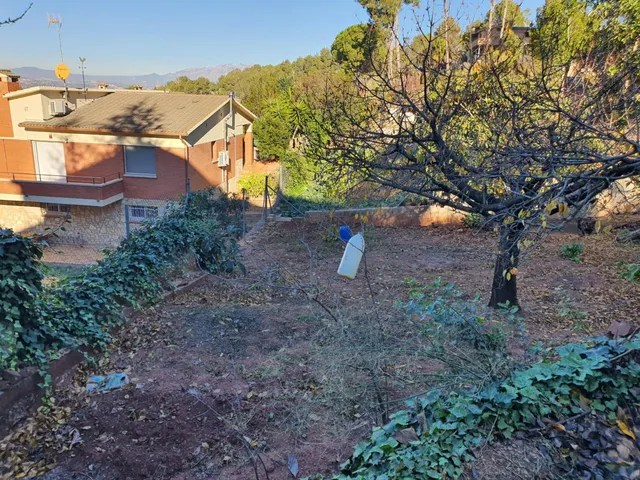 TERRENO URBANO EN VENTA EN URB CAN TAIO DE 1.048 M2 — 24