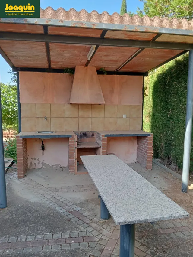 Espectacular chalet urbano con piscina y casa de invitados en Los Encinares de Alcolea. — 20