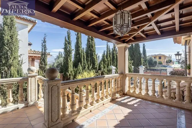 INCREÍBLE CHALET INDEPENDIENTE EN ZONA PRIVILEGIADA — 6