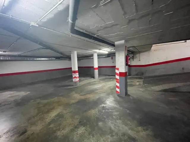 Plaza de Garaje Calle Diego Ramirez — 5