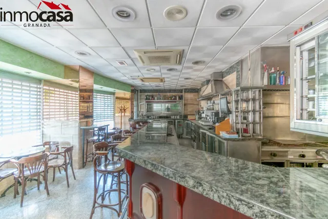PONEMOS A LA VENTA EL CONOCIDO RESTAURANTE PASTRANA — 16
