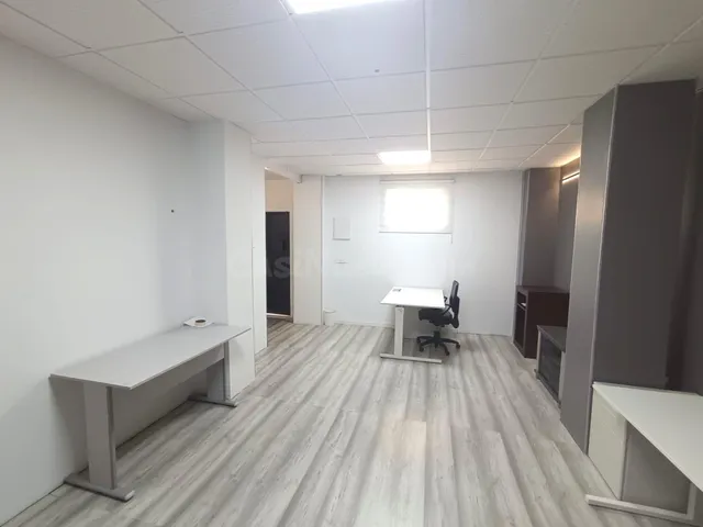 LOCAL COMERCIAL EN PARQUE ALCOSA - foto 4