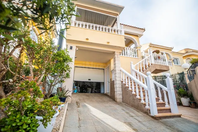 Villa independiente en San Fulgencio