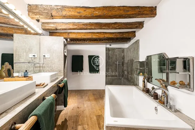 Exclusivo loft de diseño con piscina privada en Poble Sec — 17