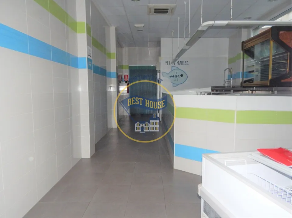 OPORTUNIDAD!! LOCAL COMERCIAL PESCADERIA EN OLLERIA
