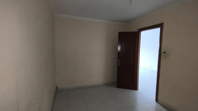 ¡Piso de 4 habitaciones con balcón y muchas posibilidades en Bellavista! — 25