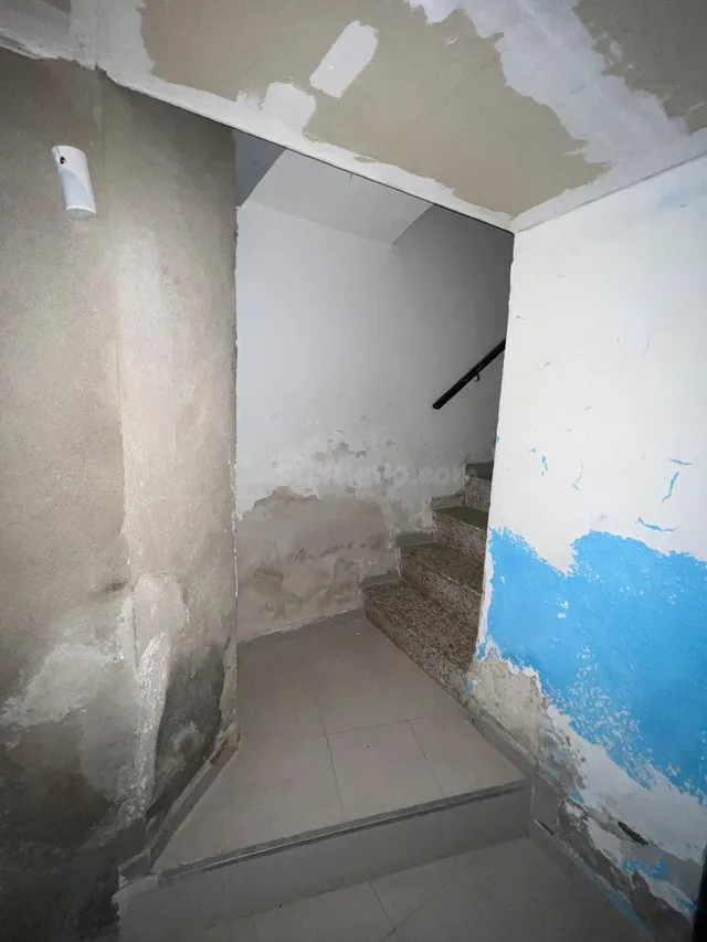 Casa adossada de 3 plantes per reformar a Mont-roig del Camp. — 9