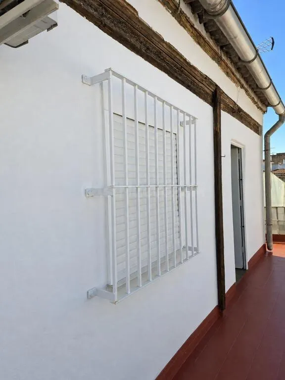 Estudio completamente reformado en el corazón de Sevilla!!! — 15