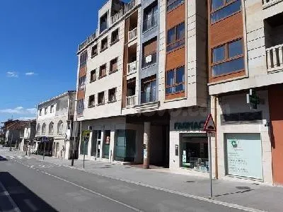 Local comercial 176m² en venta - Poio (San Xoán P.) - foto 2