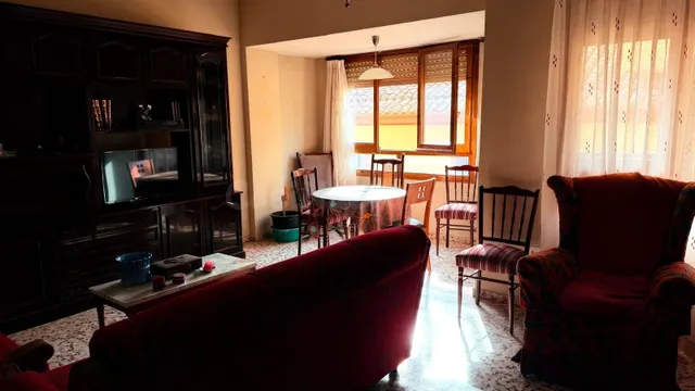Amplio Piso en el Corazón de Almansa por solo €79,000 — 2